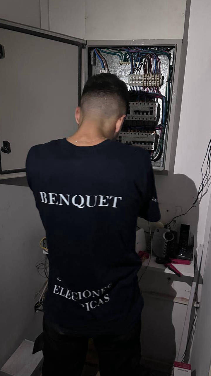 J&B Soluciones Electricas